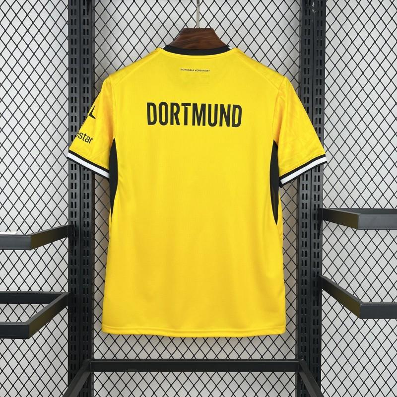 Borussia Dortmund 26-27 Torcedor 2