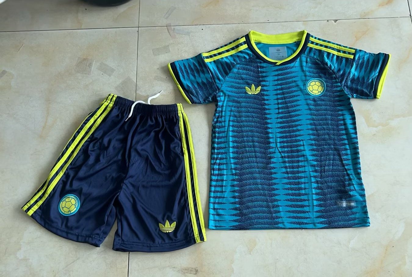 Kit Criança Colômbia — Secundária