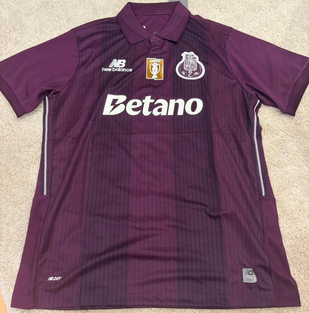 Porto Terceiro Equipamento 26-27